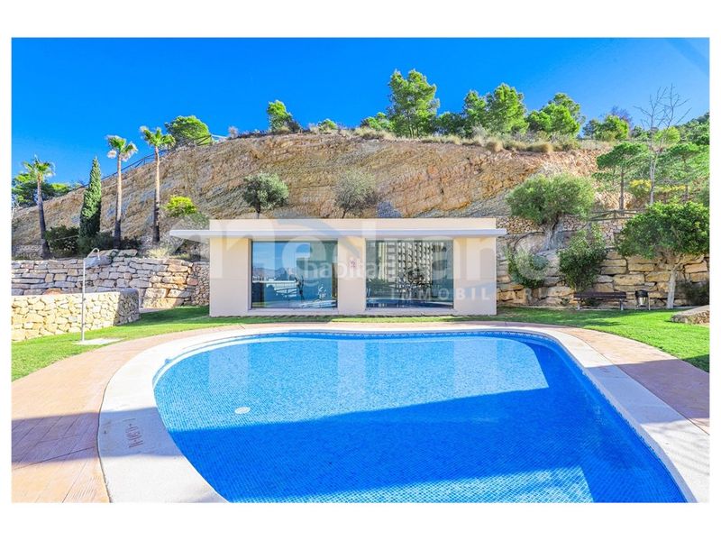 Foto f815584a-5e3e-4536-a8bd-c6cae3195615. Pis amb calefacció aparcament piscina a Rincón Alto Benidorm