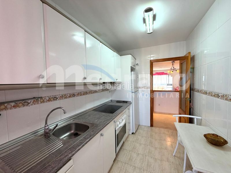 Foto 542b95c4-e7a3-4b0a-87cc-fa8d34e98cb0. Pis amb aparcament piscina a Playa Poniente Benidorm