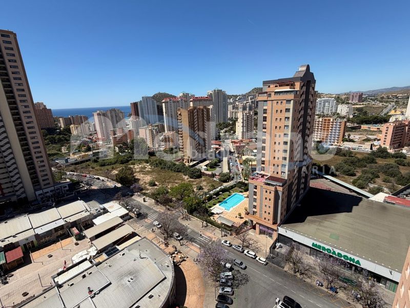 Foto 80e8c721-4b41-4b51-b9f9-48789907dbed. Pis amb aparcament piscina a Playa Poniente Benidorm
