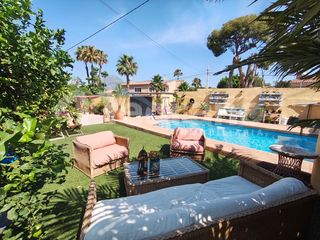Chalet  Avenida dr severo ochoa. Exclusivo chalet independiente en la urbanización más prestigios
