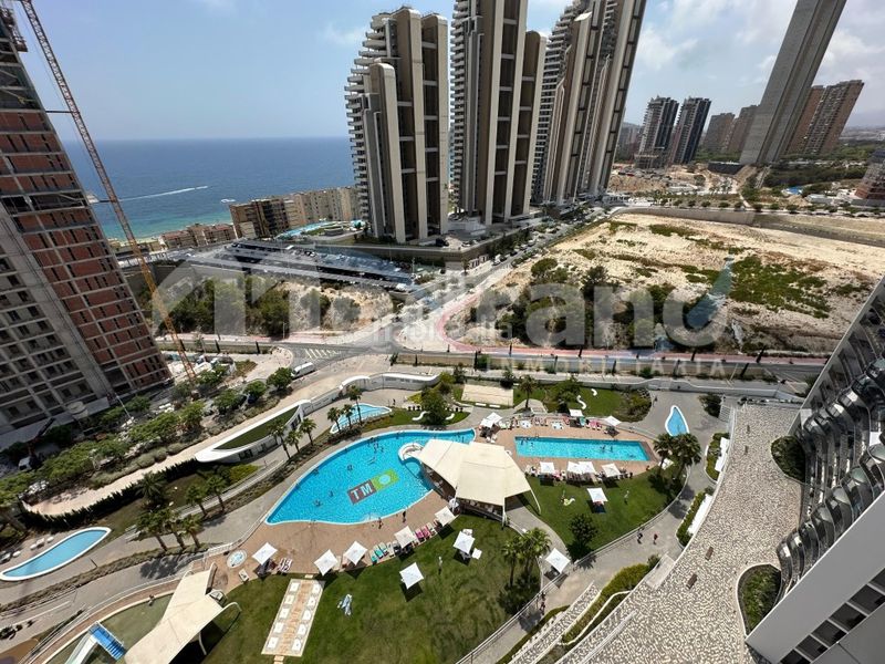 Foto 91f971c3-bb76-44d6-97f5-854b9ec7b26b. Pis amb calefacció aparcament piscina a Playa Poniente Benidorm
