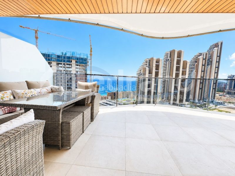 Foto ae64fcc1-ff77-4b20-b235-b5cc2b90fd13. Pis amb calefacció aparcament piscina a Playa Poniente Benidorm
