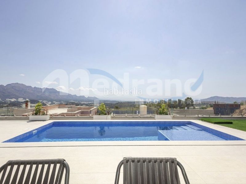 Foto 1fa0cc15-e1f1-4798-8984-de22cf9ce36e. Casa amb calefacció aparcament piscina a balcón de ponoig - Polop paradis - Polop hills Polop