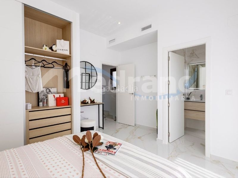 Foto 4ca523fe-e7bb-4e4f-9156-3a68c0563f21. Casa amb calefacció aparcament piscina a balcón de ponoig - Polop paradis - Polop hills Polop