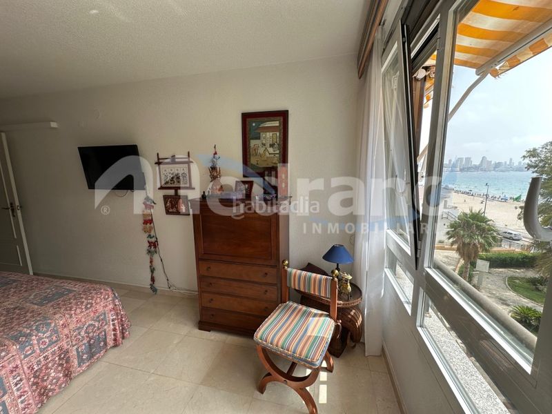 Foto 0c657909-bbbc-4f53-b35a-0d832baf6e5f. Pis amb calefacció aparcament a Playa Poniente Benidorm