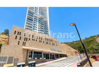 Parking coche  Calle viena. Plaza de garaje cubierto en venta  benidorm, rincón de loix alic