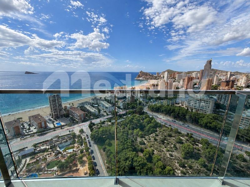 Foto 4dfbfa3b-aa52-453c-9d86-eb0b760d17cf. Pis amb aparcament piscina a Playa Poniente Benidorm