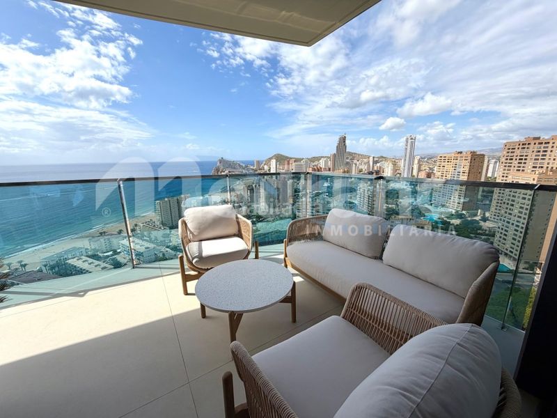 Foto c0c0ebbd-e9e6-4702-bd28-dcf863a54a57. Pis amb aparcament piscina a Playa Poniente Benidorm
