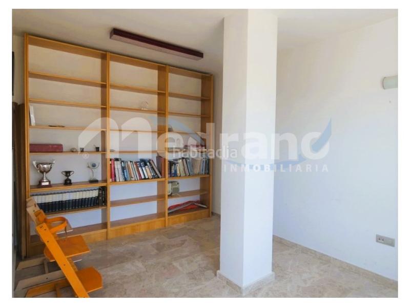 Foto 5deb4acb-d41d-4e5e-a2b7-dcd42bd8eb4d. Àtic amb calefacció aparcament piscina a Playa Poniente Benidorm