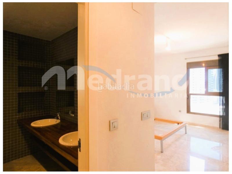 Foto 8ff8170c-29e8-4cfd-95ee-275d406fcc1b. Àtic amb calefacció aparcament piscina a Playa Poniente Benidorm