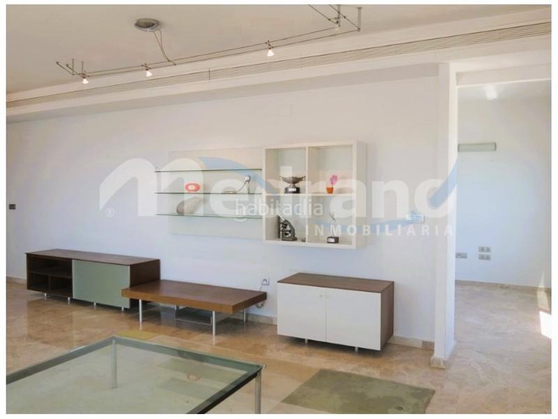 Foto c2088b67-e431-47a3-9aed-84050441bcac. Àtic amb calefacció aparcament piscina a Playa Poniente Benidorm