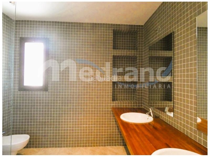 Foto f318b0ed-6d11-4782-ac6d-c99d16275d4b. Àtic amb calefacció aparcament piscina a Playa Poniente Benidorm