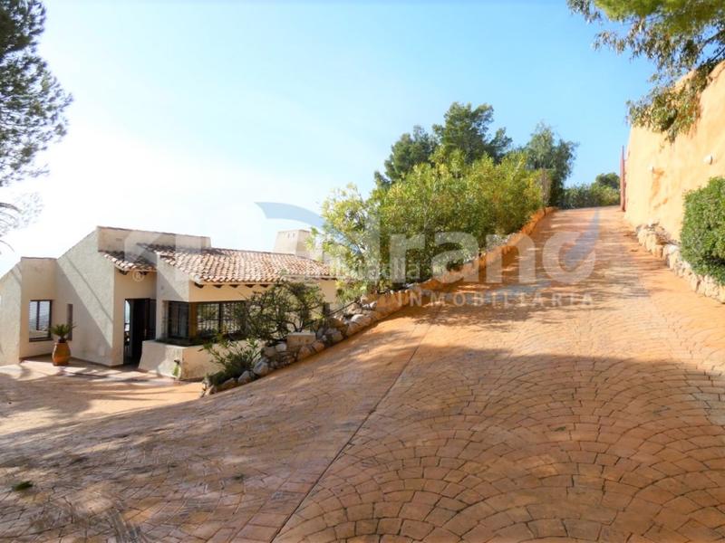 Foto e7ca4435-343a-45c9-a3d3-079b7d260dfa. Chalet in Altea la vella Altea