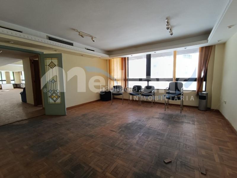 Foto f2c77776-c347-45cf-b336-b8bf20118d8b. Alquiler local comercial se alquila local en zona rincón en Benidorm