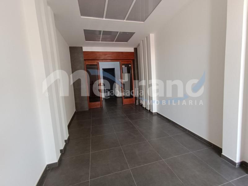 Foto c86937f5-a16e-43ab-a83e-b4b1ac6bbbfa. Location local commercial dans Levante Alto Benidorm