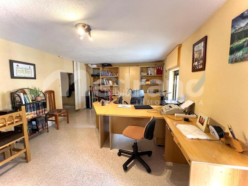 Foto 327750c1-686d-4efc-8746-d966b3ff3a04. Xalet amb calefacció aparcament a Coloma Nucia (la)