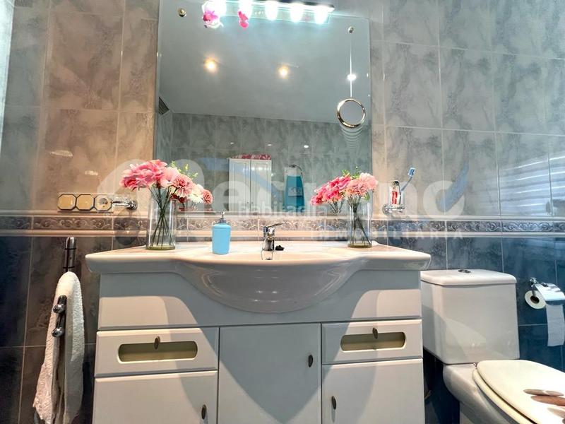 Foto 3b7e79db-668f-444c-8a77-63fd694df23f. Xalet amb calefacció aparcament a Coloma Nucia (la)