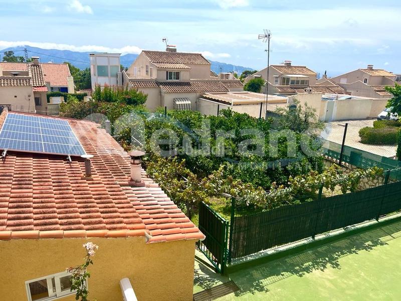 Foto 49bd1b44-7aed-4806-9361-5328ef0fbeaa. Xalet amb calefacció aparcament a Coloma Nucia (la)