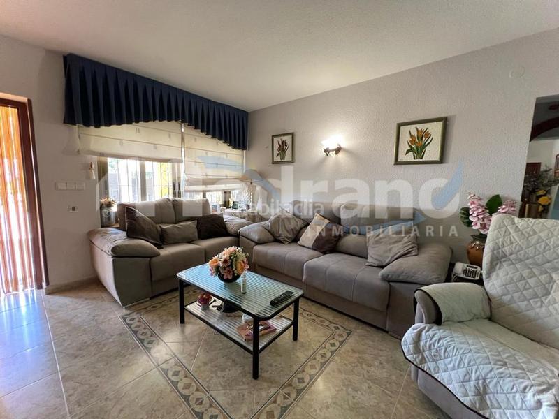 Foto aa14132f-36b8-40b7-aabe-f21215975d85. Xalet amb calefacció aparcament a Coloma Nucia (la)