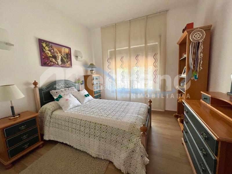 Foto f664b0e4-fbf9-48a6-b920-ea85649b6584. Xalet amb calefacció aparcament a Coloma Nucia (la)