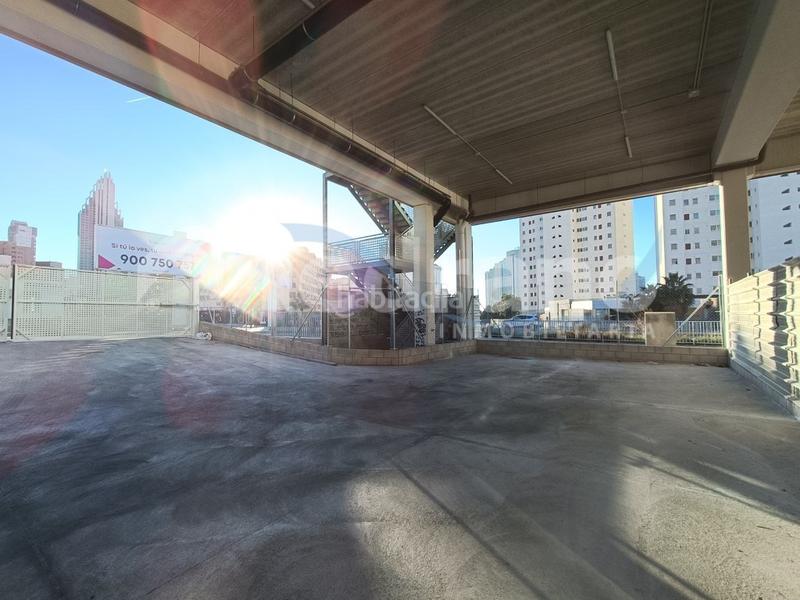 Foto 864348e4-ccbb-4e6f-8245-ccaaf1688f67. Affitto locale commerciale in cala Finestrat Finestrat