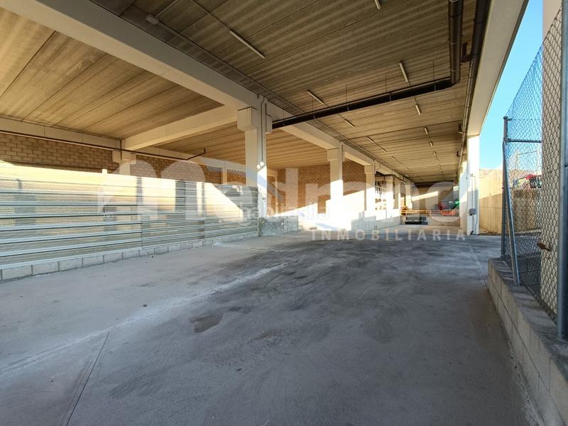 Foto a29d6ecd-276c-41cc-a9d6-6fd67da5abce. Affitto locale commerciale in cala Finestrat Finestrat