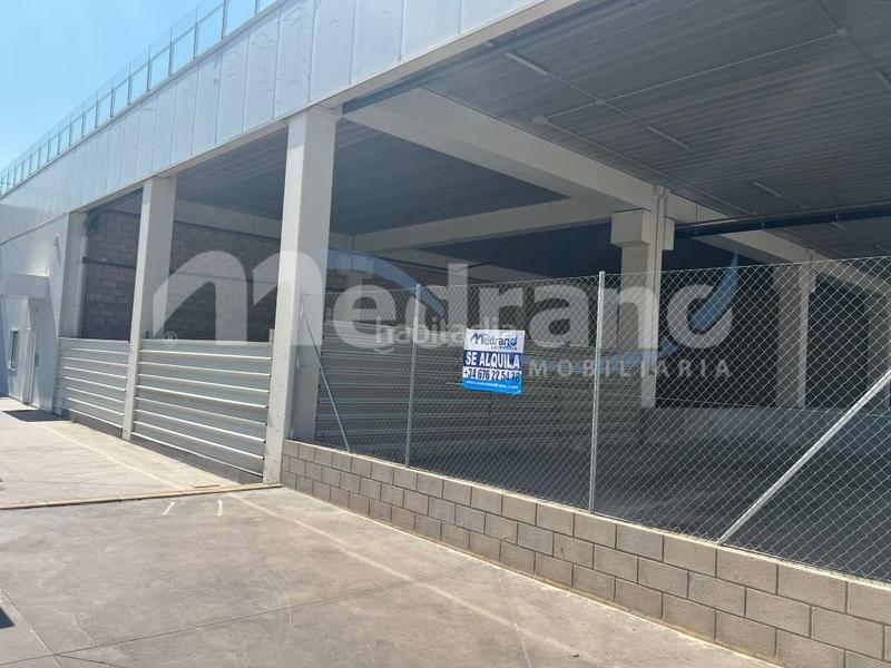 Foto e67d25b7-5e69-47ec-885b-fcb6c00efe2a. Affitto locale commerciale in cala Finestrat Finestrat