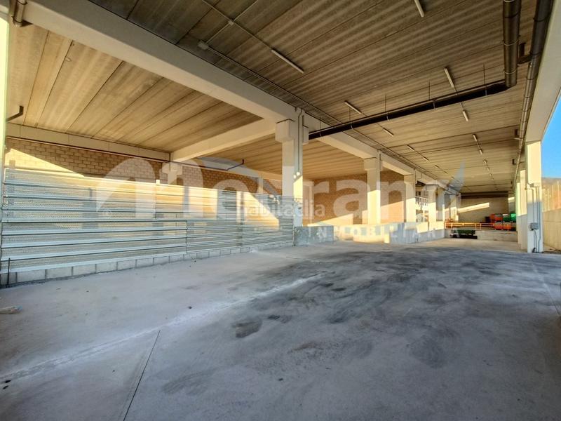 Foto bb74bd57-326f-47d6-b414-2b5b18b2fe21. Alquiler local comercial  en centro comercial leroy merlín en Finestrat