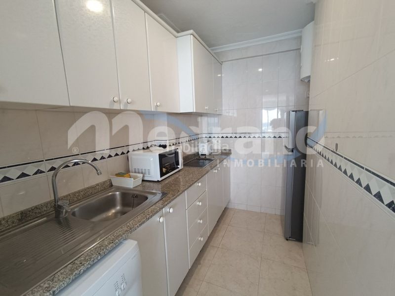 Foto dcb76d8e-2715-4b3a-a8ed-a3761feb539c. Flat with parking pool in Playa Levante Benidorm