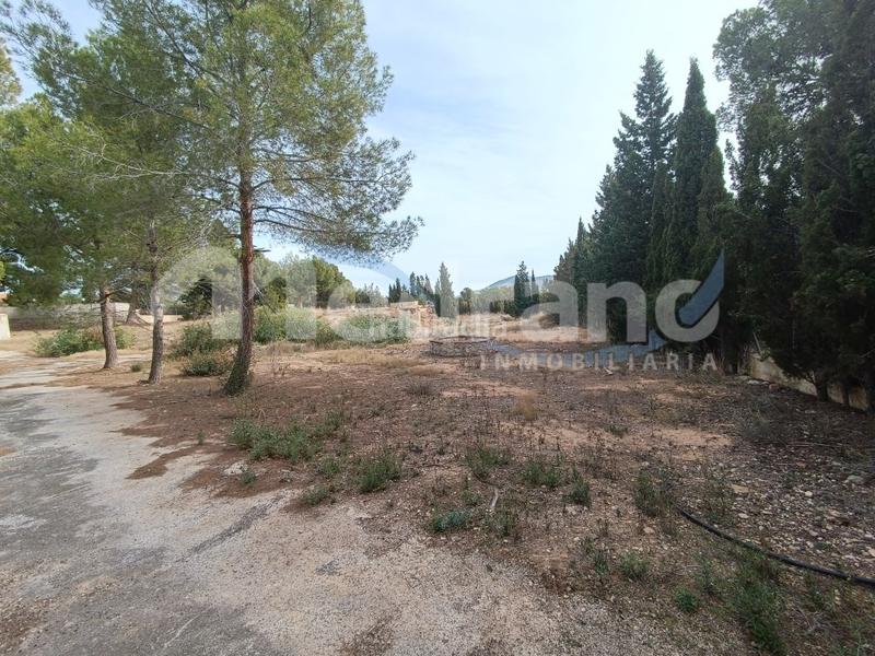 Foto 730d735e-6b5a-4f72-bc6f-13d76ec9e51f. Terreno residencial se vende terreno zona urbanizacion coblanca en Benidorm