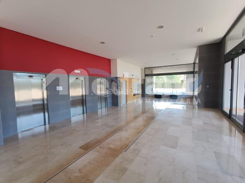 Foto 2b18dd1d-b3e4-4053-acd9-4f90dc7201f4. Affitto appartamento con riscaldamento parcheggio piscina in Benidorm