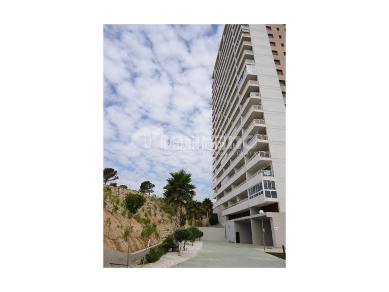 Foto ff35dd73-d265-417b-a442-18736a7be2d1. Affitto appartamento con riscaldamento parcheggio piscina in Benidorm