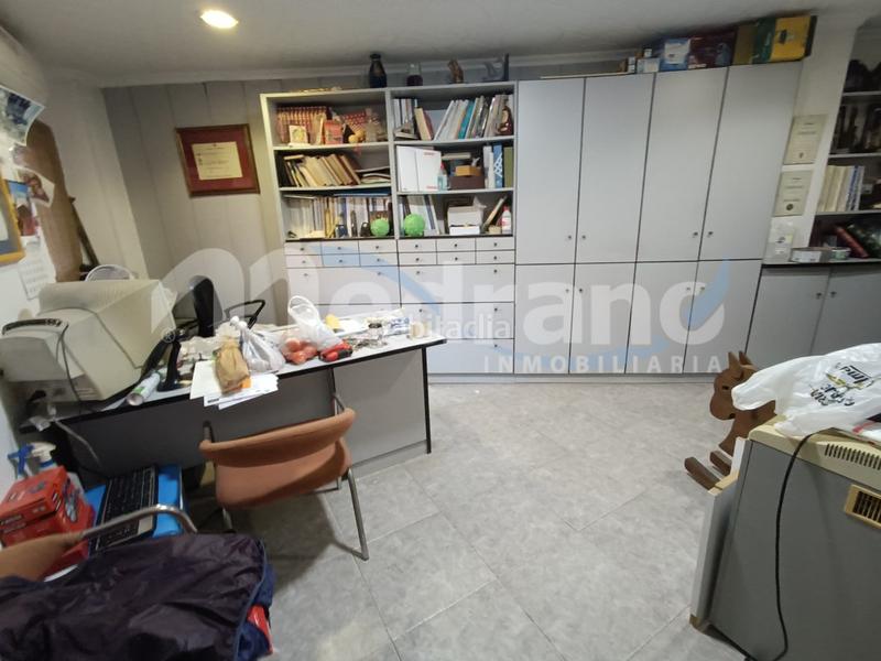 Foto d797b365-2f91-4645-808e-ecf54cf6fa26. Locale commerciale in Centro Urbano Benidorm