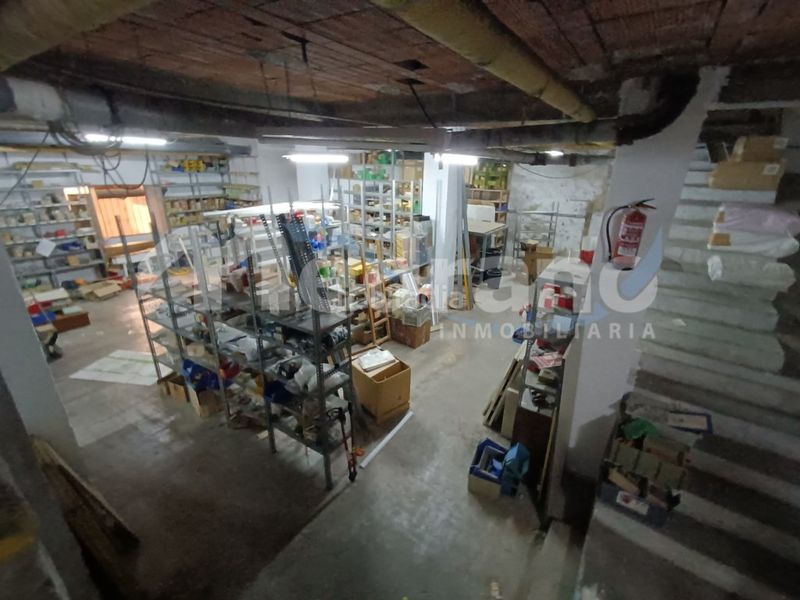 Foto d8f21544-472f-47d3-b4e8-b072c4c7ddaa. Affitto locale commerciale in Centro Urbano Benidorm
