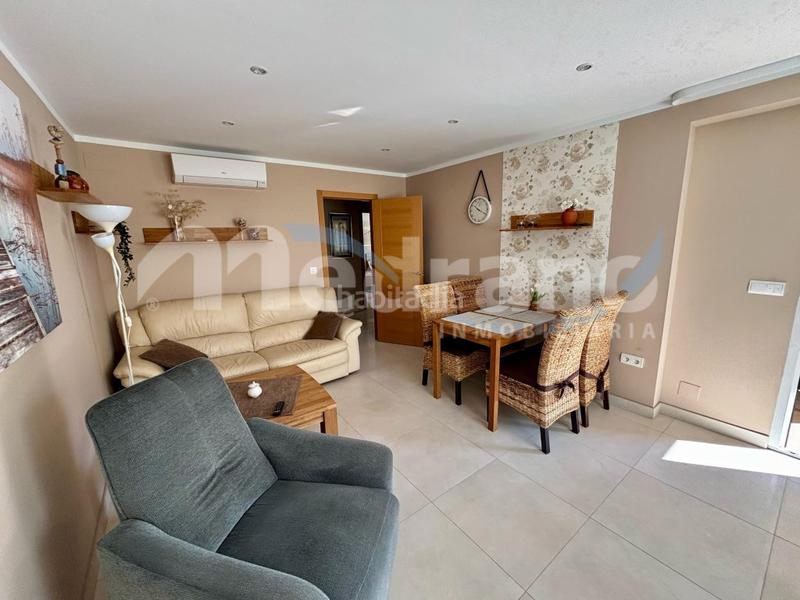 Foto 1318a46c-2837-45f4-8b1d-5784a783f927. Appartamento con riscaldamento parcheggio piscina in Benidorm