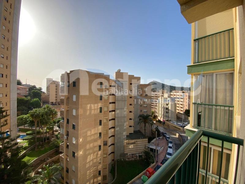 Foto 1c931b61-2505-43c7-a257-7fbc47b8c90b. Appartamento con riscaldamento parcheggio piscina in Benidorm