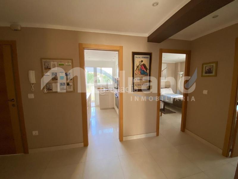 Foto 8ba7d87f-84f1-4f42-bb51-87624dd575e2. Appartamento con riscaldamento parcheggio piscina in Benidorm
