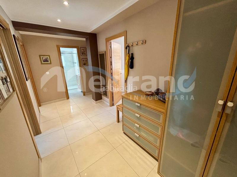 Foto cfe39f15-76e9-4325-9cb5-97cb46aee5b8. Appartamento con riscaldamento parcheggio piscina in Benidorm