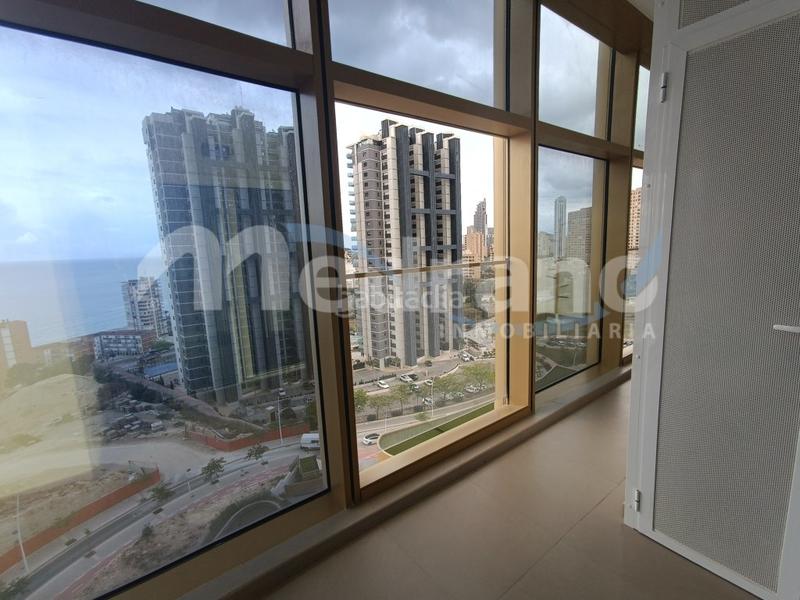 Foto a9d4b031-5d96-4682-b320-b7248303689f. Alquiler piso alquiler intempo 2 dormitorios, en Playa Poniente Benidorm