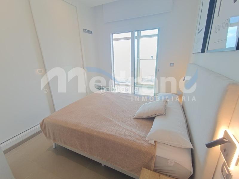Foto 5d568202-7bc1-4b54-bba2-c2af59f2cc47. Miete etagenwohnung mit parking in Playa Poniente Benidorm