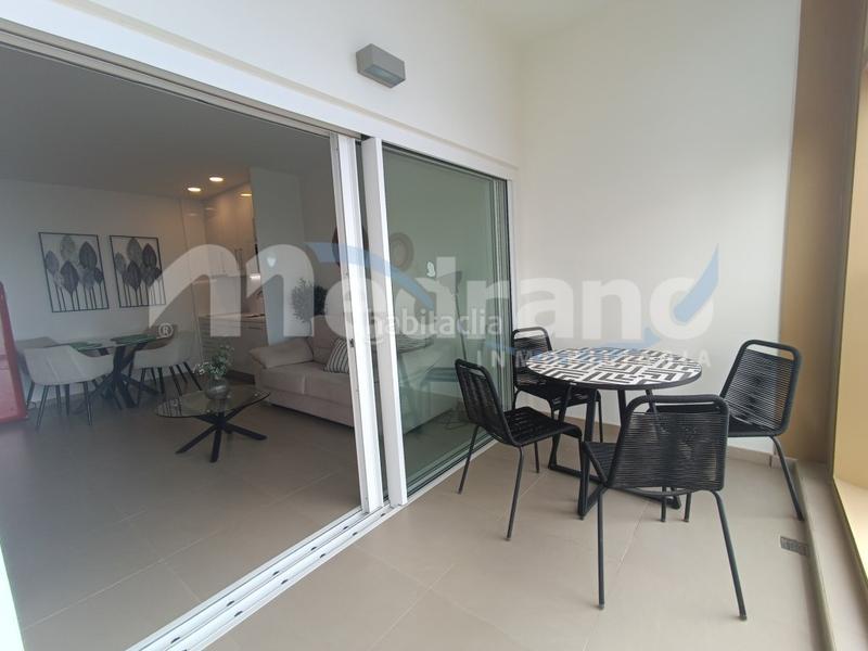 Foto bdfda334-e094-4967-a968-b041b2e1d0ca. Miete etagenwohnung mit parking in Playa Poniente Benidorm