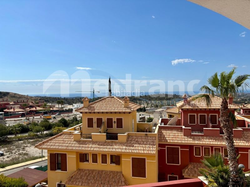 Foto 30e1077d-900e-474b-b2d9-8c57c36ccb29. Chalet  independiente zona en balcón de Finestrat-terra marina Finestrat