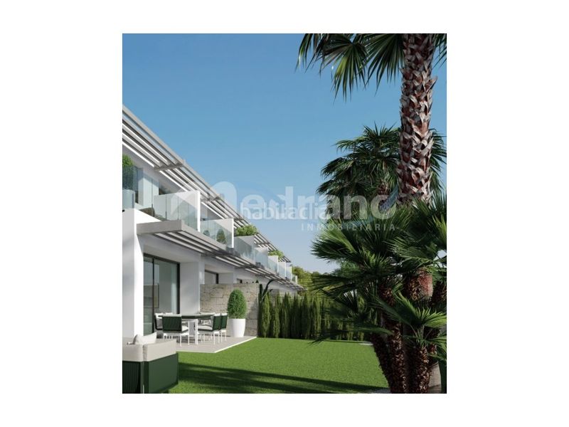 Foto 69bd7d81-5d19-4689-9dae-f2d605b93756. Casa adossada amb calefacció aparcament piscina a Finestrat