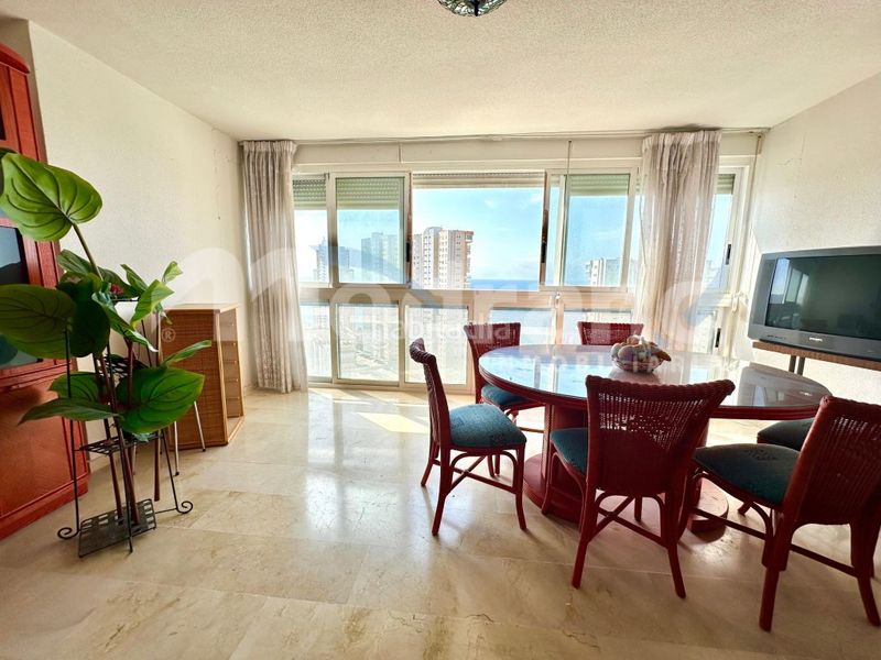 Foto 2ad4fac3-6c16-4bc8-8d7a-2ed90b6b604e. Pis amb aparcament piscina a Playa Poniente Benidorm