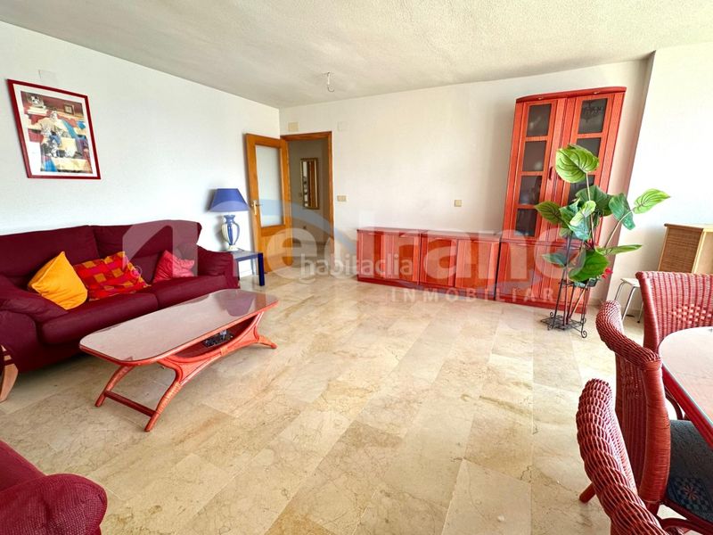 Foto 517c3a21-9730-4305-8a7d-1a955fbd341e. Pis amb aparcament piscina a Playa Poniente Benidorm