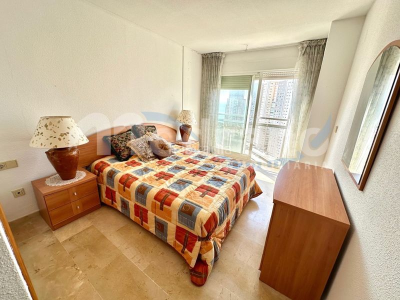 Foto ab59b8b0-7ef0-4b17-b4f3-7e95c056e1be. Pis amb aparcament piscina a Playa Poniente Benidorm