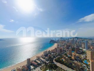 Pis  N/a. Exclusiva vivienda en el piso mas alto de benidorm