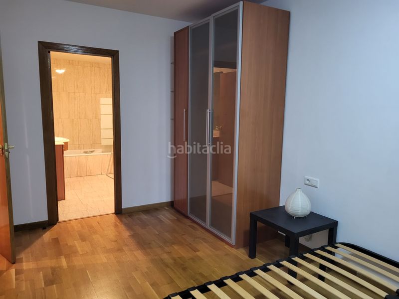 Foto ee738b09-f843-4313-8e3e-7bb88339ec67. Rent flat with heating parking in Eixample Sabadell