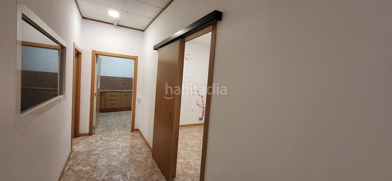 Foto 24c31dfb-aacc-430b-83b3-3a7b8ccc9769. Local comercial  en Can Clos-Pinetons Ripollet