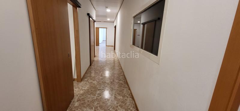 Foto 6542b6fa-c6f5-4b49-a3c7-7fdff8745721. Local comercial  en Can Clos-Pinetons Ripollet